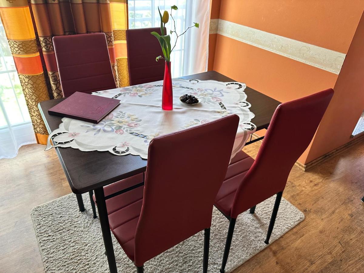 Zentrumsnahe Ferienwohnung Dresda Esterno foto
